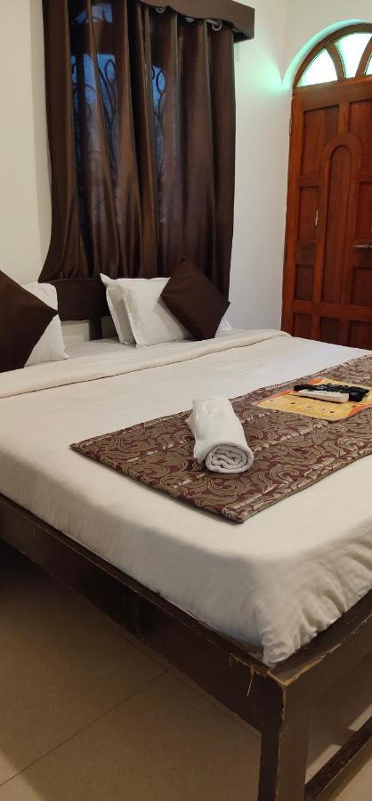 Rj14 Accommodations At Baga Beach Екстер'єр фото
