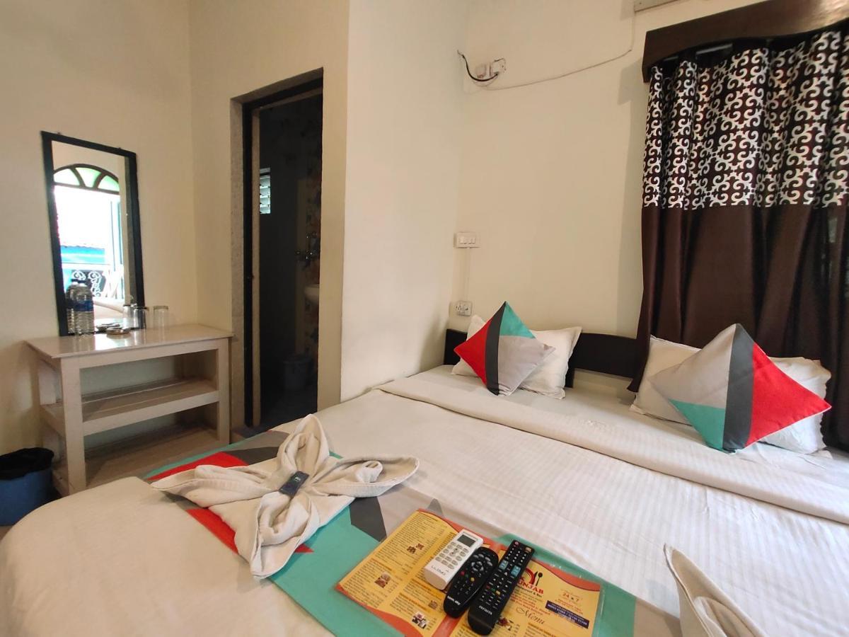 Rj14 Accommodations At Baga Beach Екстер'єр фото