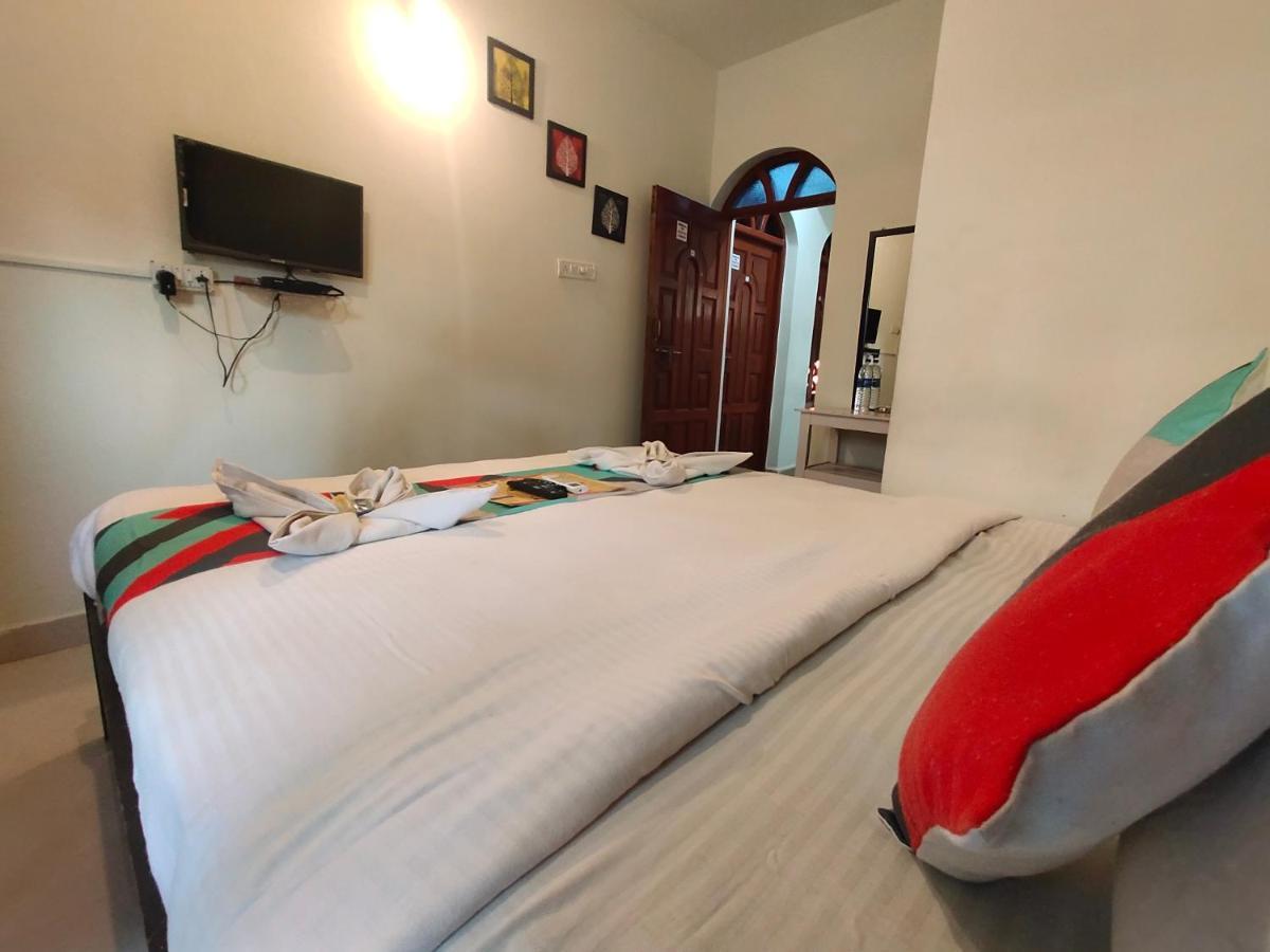 Rj14 Accommodations At Baga Beach Екстер'єр фото